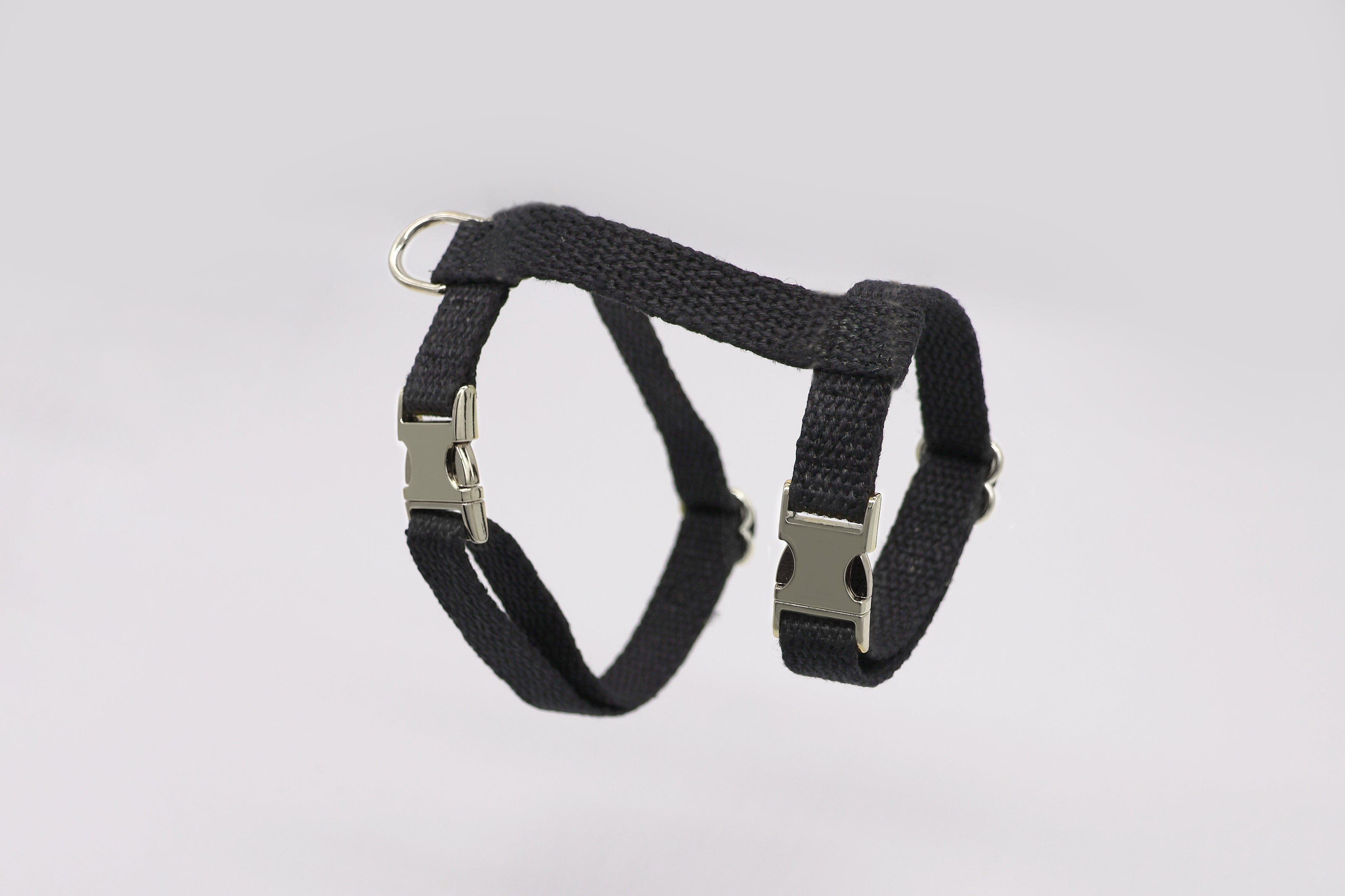 Black Just Hemp H-Style Cat Harness